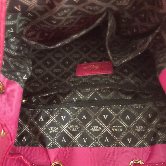 Vera New York magenta pink textured quilted backpack - Picture 8 of 15